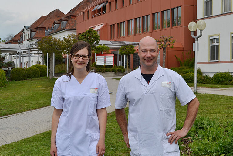 Arbeiten in der Krankenpflege in der Rangauklinik Ansbach: Zwei Mitarbeitende berichten