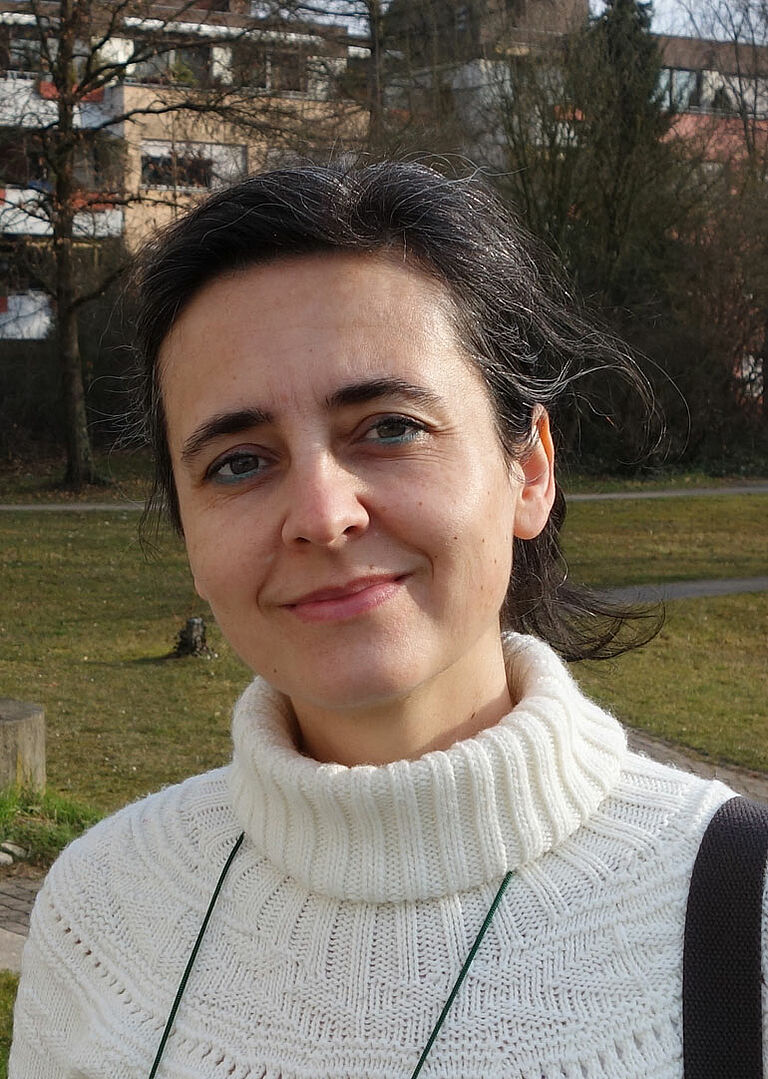 Daniela Perrozzi, Betreuungsassistentin