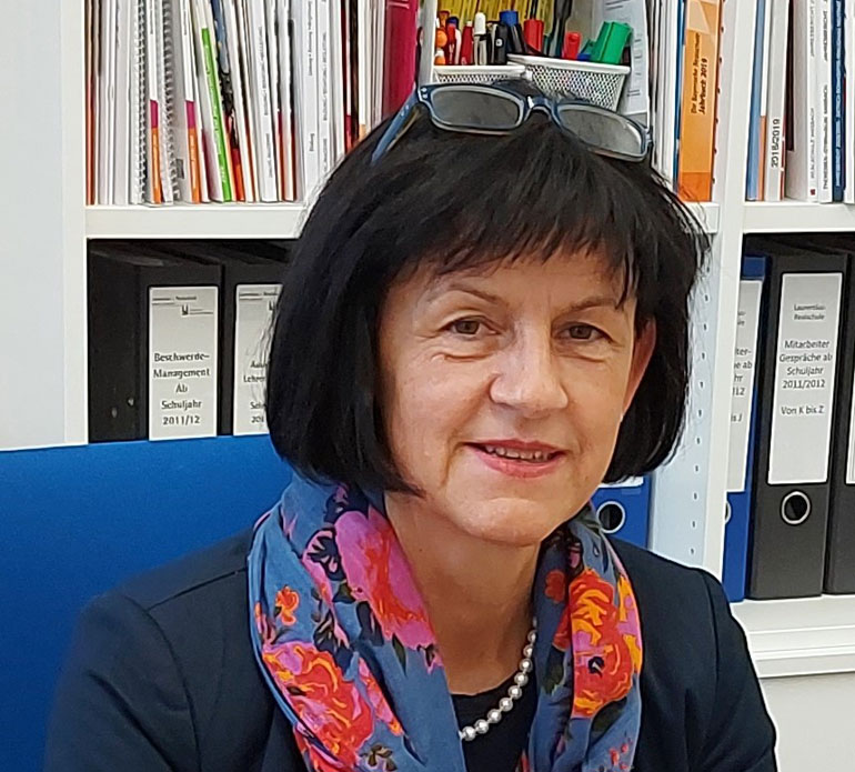 Gerda Seitzinger-Bürkel leitet die Laurentius-Realschule in Neuendettelsau.